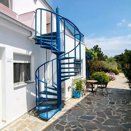 Smaro Chrysi Ammoudia