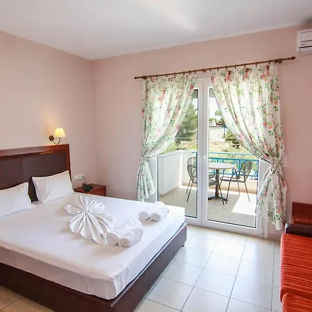 Smaro Chrysi Ammoudia